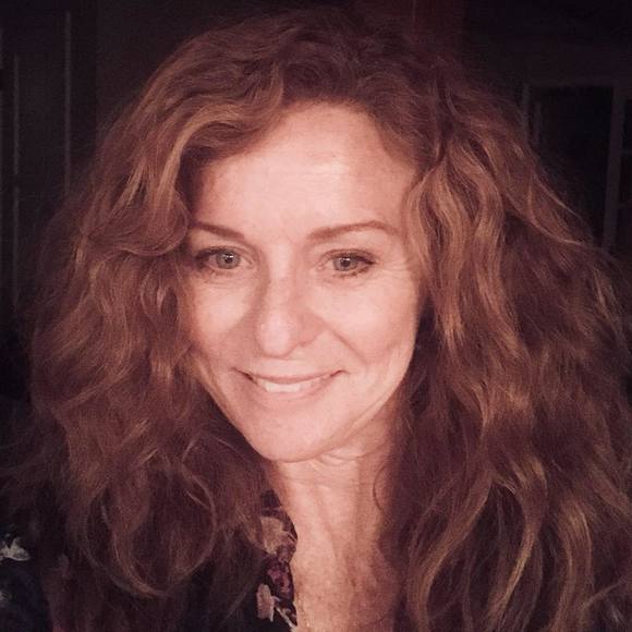 Meet your Posher, Mari - Picture 1 of 1